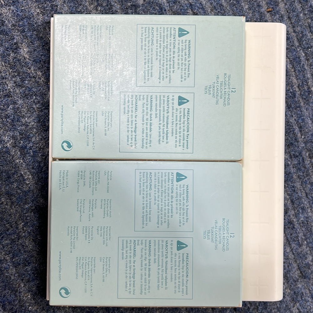 PartyLite Candles - 2 boxes of 12 tealights each - Picture 6 of 7